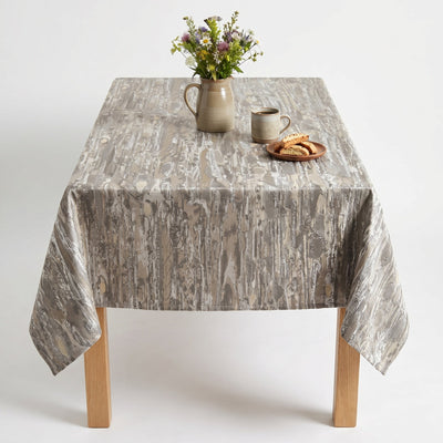 LYNN Metallic Jacquard Print Tablecloth – Silver