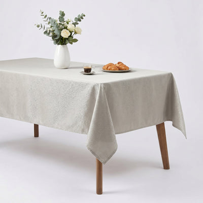 Marisol Jacquard Tablecloth – Silver
