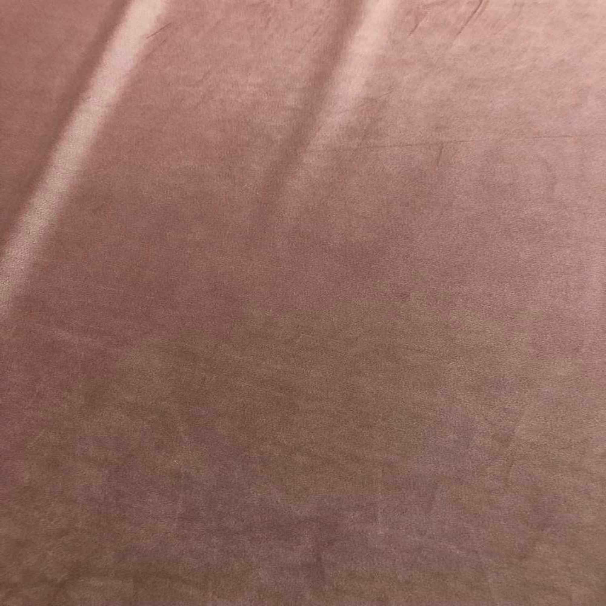 Newport118 Velvet Fabric – Rosette