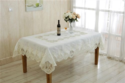 Violet Linen Heritage Lace-Bordered Satin Tablecloth — Cream & White