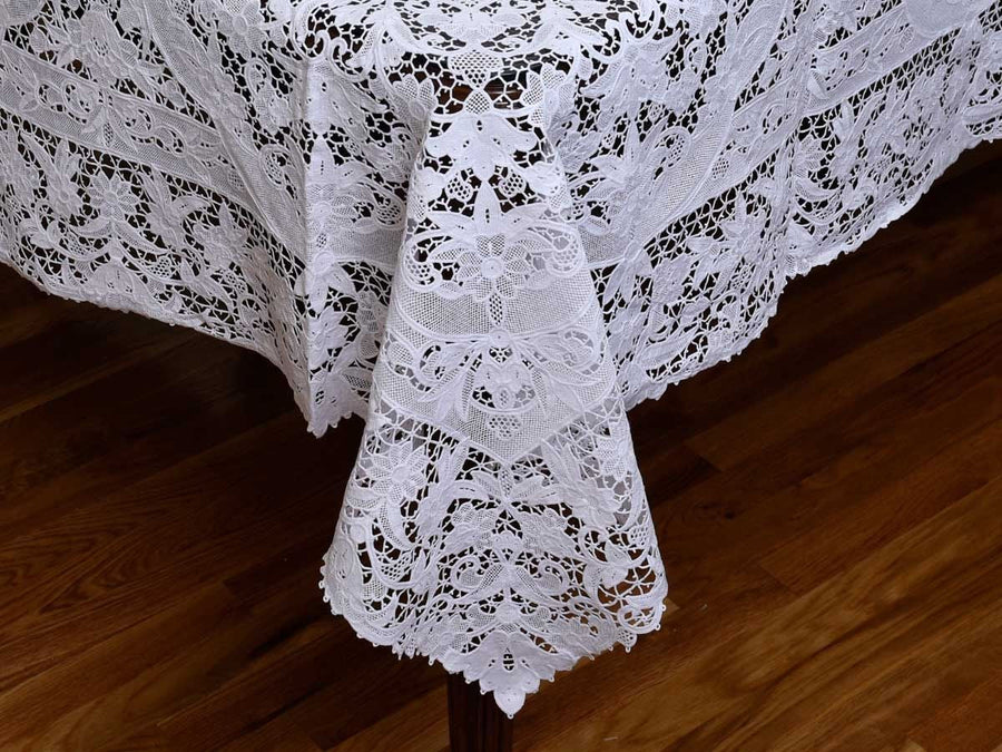 Violet Linen Venice Lace Tablecloth — White Guipure, Banquet Sizes