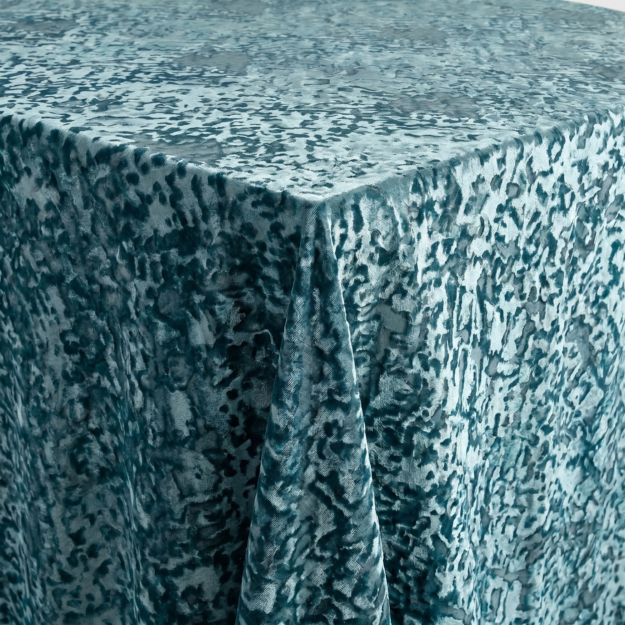 Allendale Seafoam Tablecloth — fabric detail