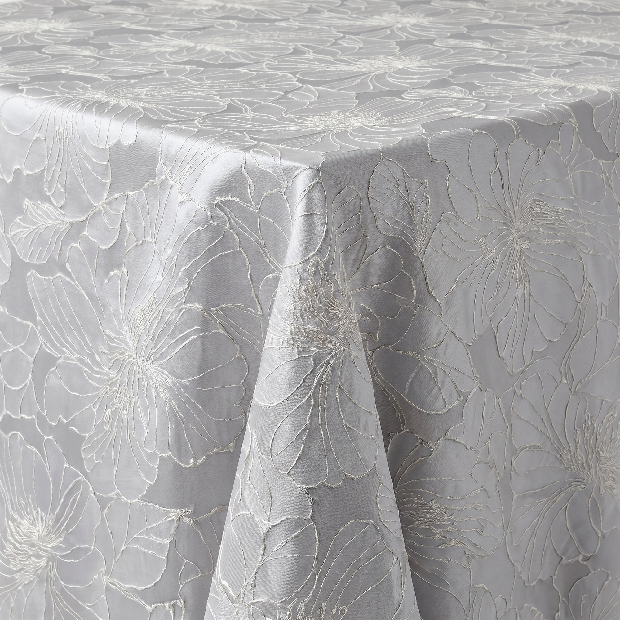 Cambridge Silver Tablecloth — fabric detail