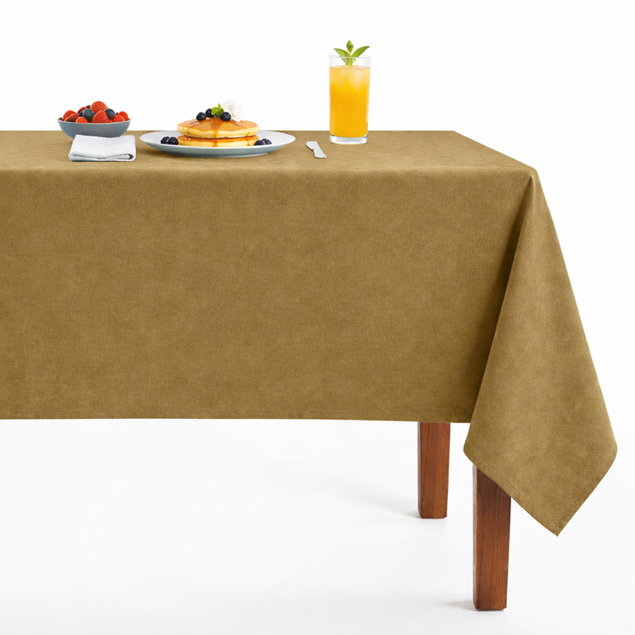 Newport118 Velvet Tablecloth – Deer