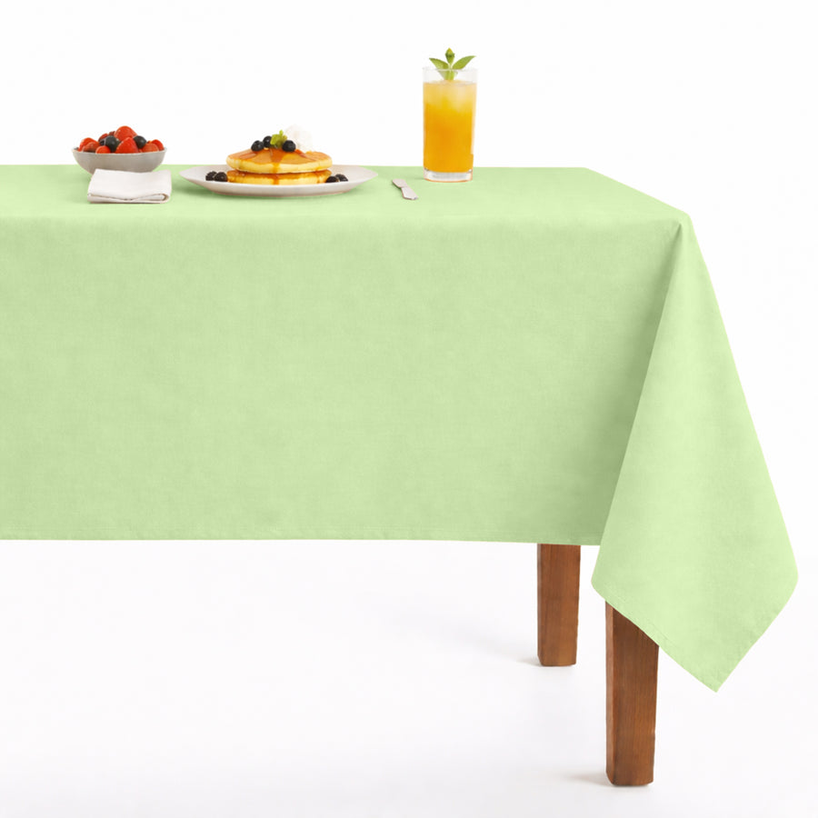 Newport118 Velvet Tablecloth – Grass