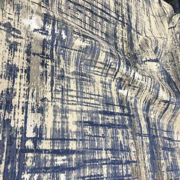 Lynsfield in Blue, on the roll