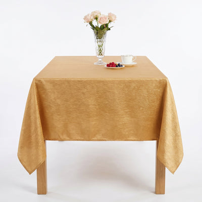 Luxurious Crushed Tablecloth – Gold