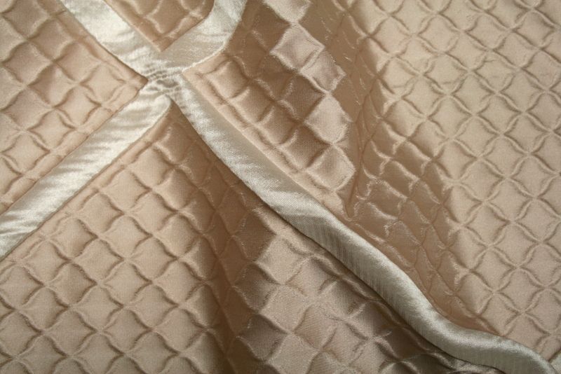 TIMES SQUARE Tablecloth - Blush