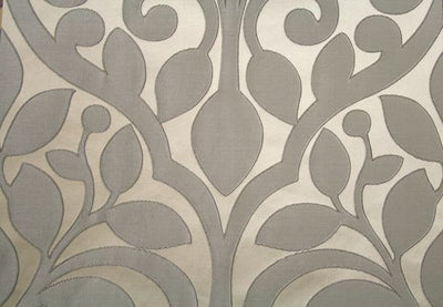 Rhonda Jacquard Tablecloth – Silver