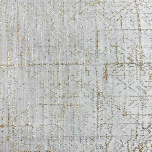 Mumbai in Ivory, on the roll