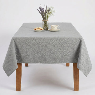 Matise Jacquard Tablecloth – Spa