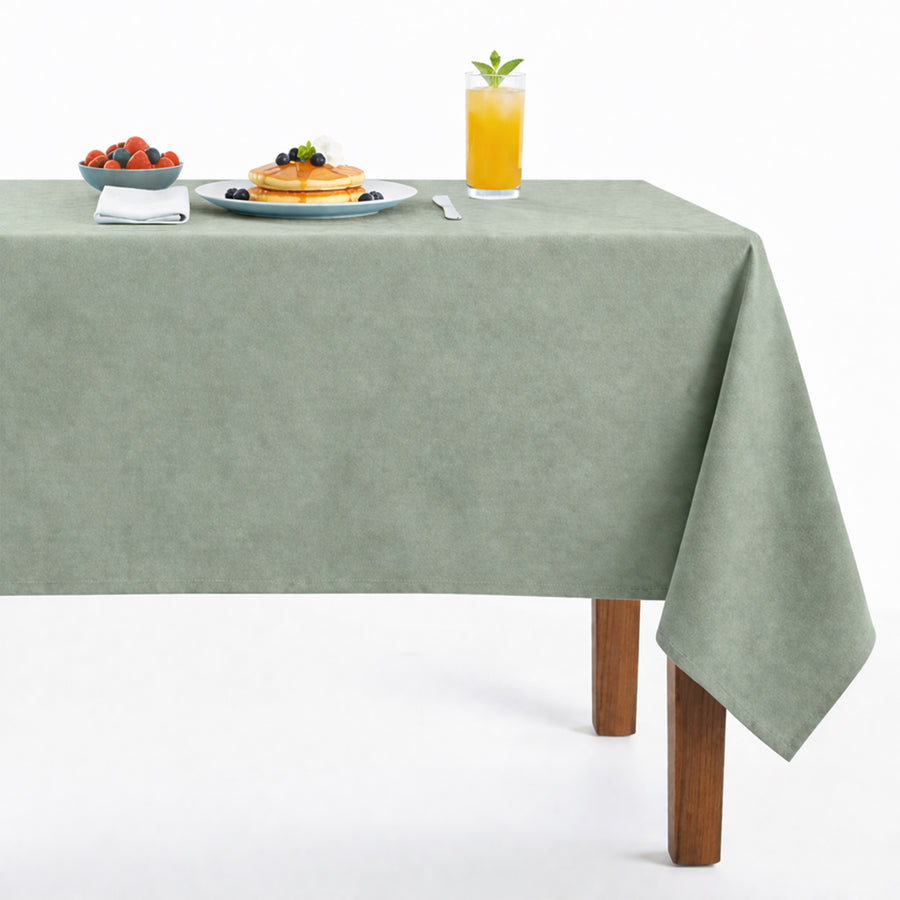 Newport118 Velvet Tablecloth – Mint