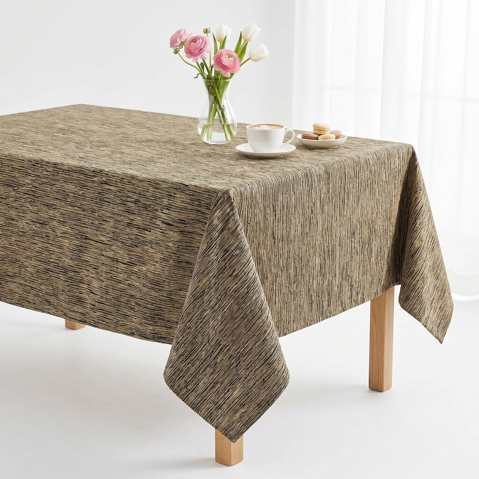 Mowhak Gold Black Tablecloth