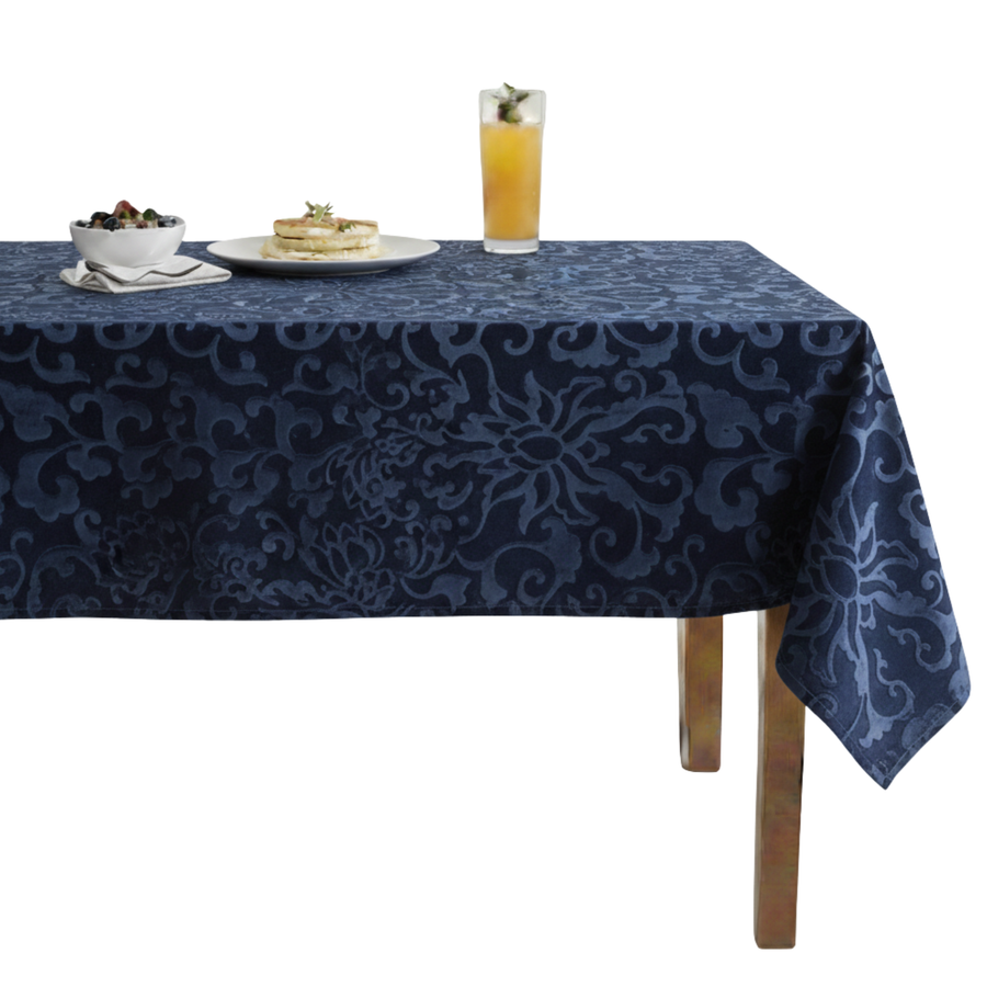 Vails Embossed Scroll Velvet Tablecloth – Navy