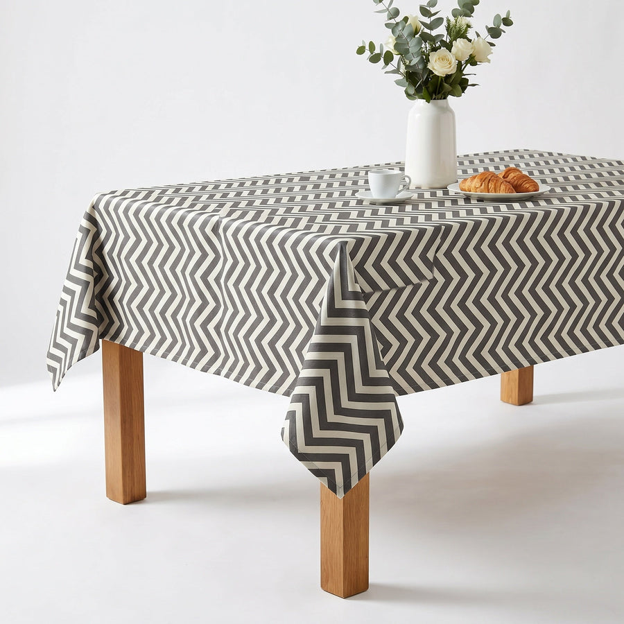 Rella Ebony Tablecloth