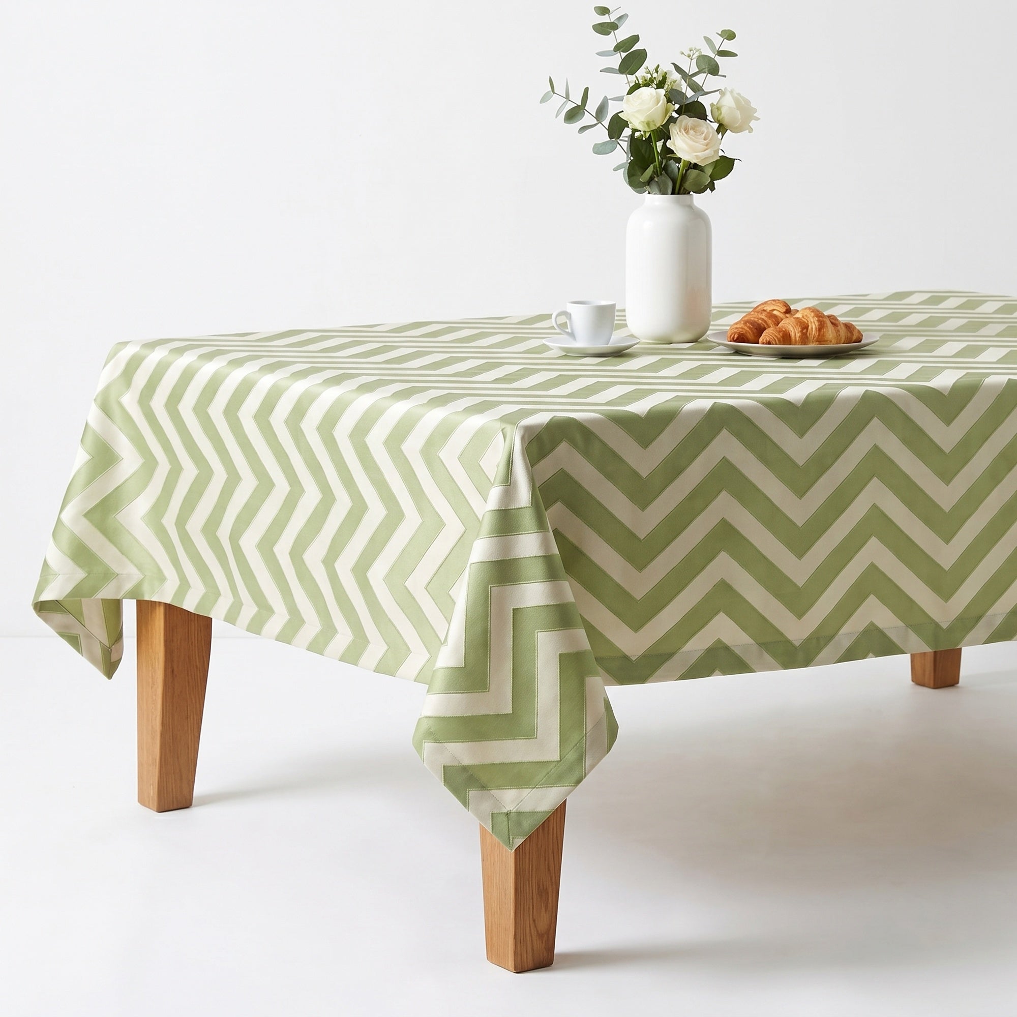 Rella Green Tablecloth