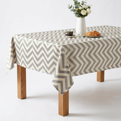 Rella Chevron Jacquard Tablecloth – Silver