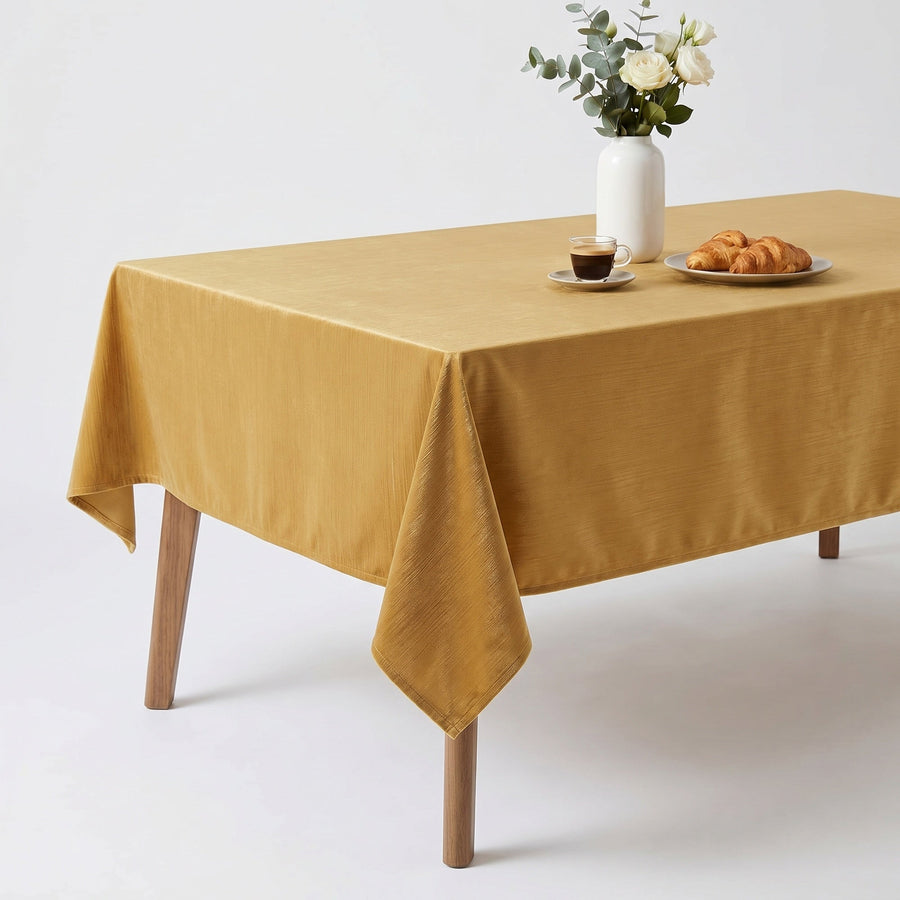 Veluxe Gold Tablecloth