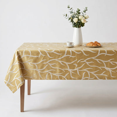 Vinetree Jacquard Tablecloth – Gold