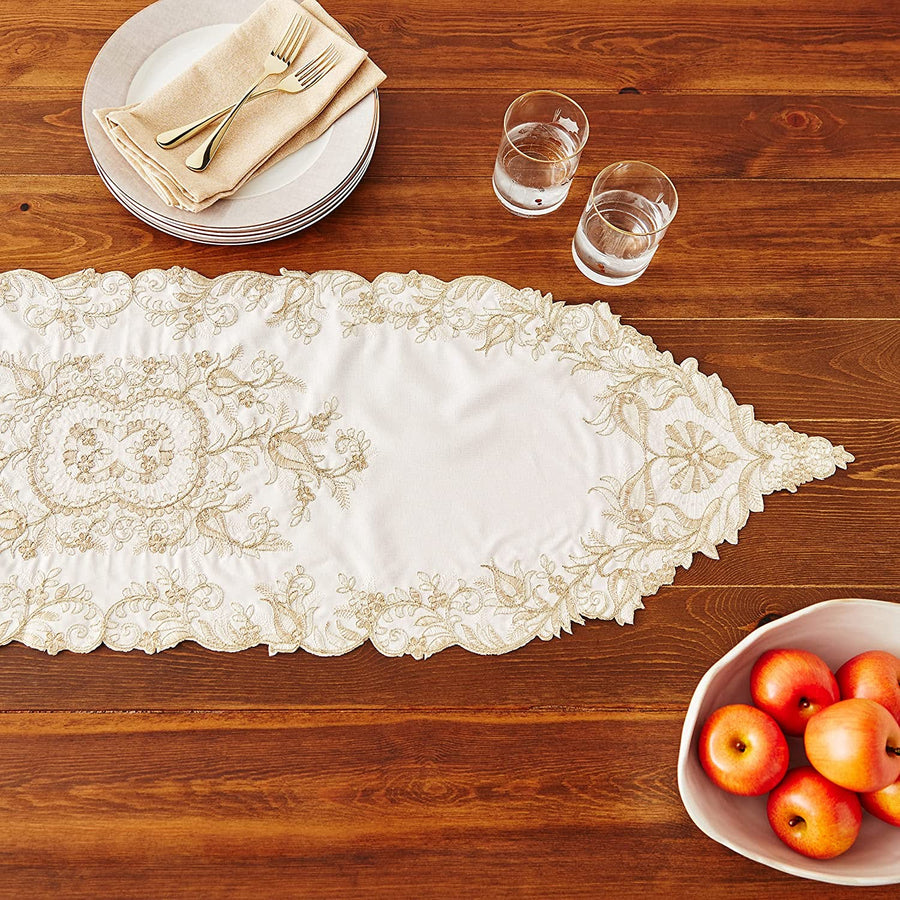 Glory Embroidered Lace Pattern Decorative Place Mats