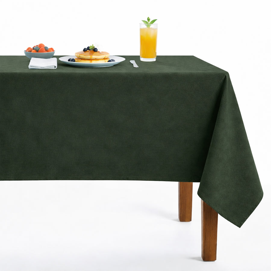 Newport118 Velvet Tablecloth Emerald